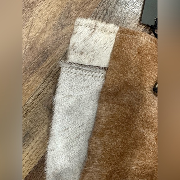 Myra Fawn & White Hairon Shoulder Bag - Picture 8 of 12